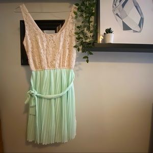 Forever 21 Chiffon Dress